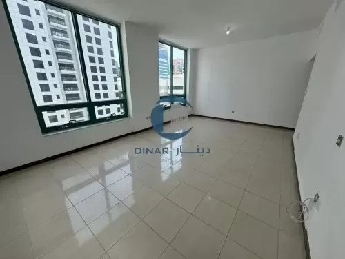 yerleşim Hazır Mülk 4 Yatak Odası U/F Apartman  kiralık içinde El Halidiye , Abu Dabi #53571 - 1  image 