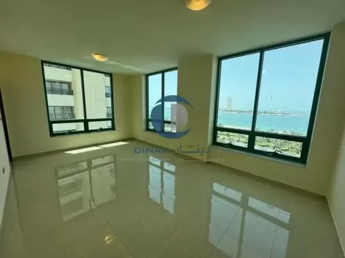 Residential Ready Property 4 Bedrooms U/F Apartment  for rent in Al Khalidiyah , Abu Dhabi #53572 - 1  image 