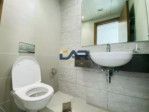 yerleşim Hazır Mülk 1 yatak odası U/F Apartman  kiralık içinde Abu Dabi #53839 - 1  image 