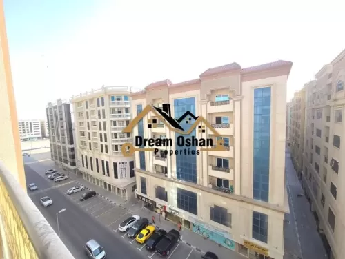 Residential Ready Property 3 Bedrooms U/F Apartment  for rent in Dubai #53901 - 1  image 