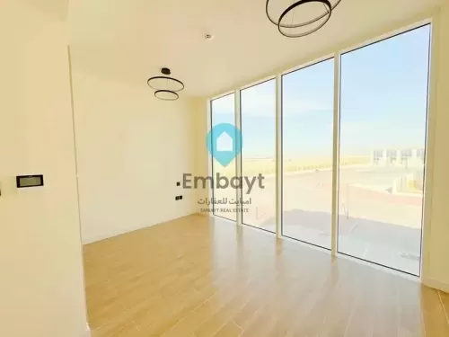 Residential Ready Property 3 Bedrooms U/F Townhouse  for rent in Dubai Land , Dubai #54655 - 1  image 