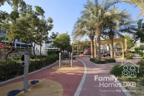 Residential Ready Property 3 Bedrooms U/F Townhouse  for sale in Dubai #55256 - 1  image 