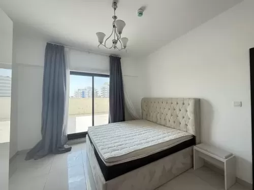 Residential Ready Property 1 Bedroom F/F Apartment  for sale in Dubai #55619 - 1  image 