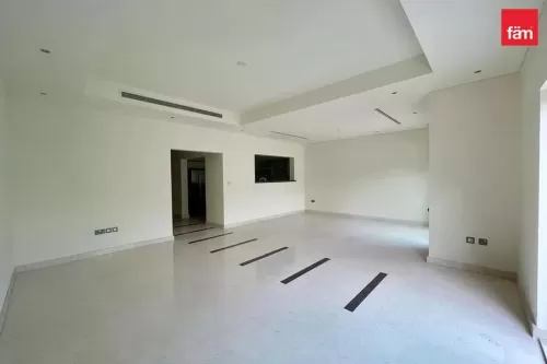 Residential Ready Property 3 Bedrooms U/F Townhouse  for rent in Dubai #55850 - 1  image 