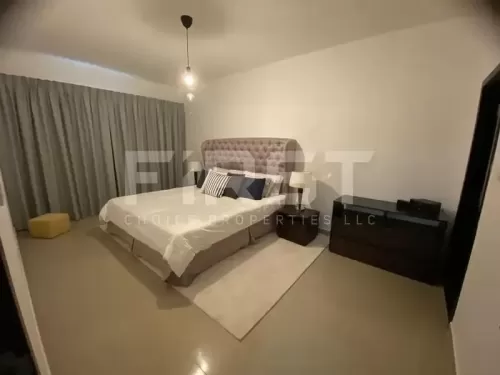 yerleşim Hazır Mülk 2 yatak odası U/F Apartman  kiralık içinde Abu Dabi #56458 - 1  image 