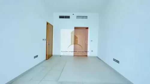 yerleşim Hazır Mülk 3 yatak odası U/F Apartman  kiralık içinde Abu Dabi #56623 - 1  image 