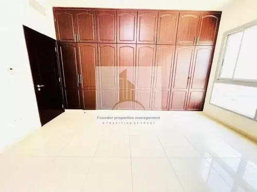 Résidentiel Propriété prête 4 chambres U / f Appartement  a louer au Al Khalidiyah , Abou Dhabi #56638 - 1  image 