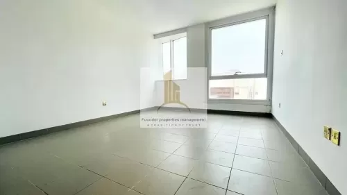 Residential Ready Property 3 Bedrooms U/F Apartment  for rent in Abu Dhabi #56663 - 1  image 