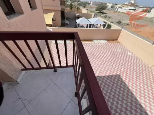 Residential Ready Property 3 Bedrooms U/F Standalone Villa  for rent in Dubai #56714 - 1  image 