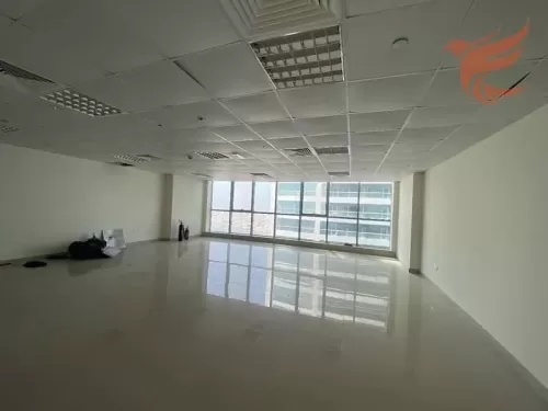 Kommerziell Klaar eigendom U/F Büro  zu vermieten in Dubai #56772 - 1  image 