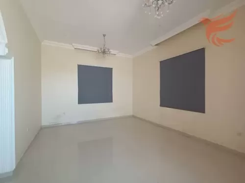 Résidentiel Propriété prête 5 chambres U / f Villa autonome  a louer au Dubai #56819 - 1  image 