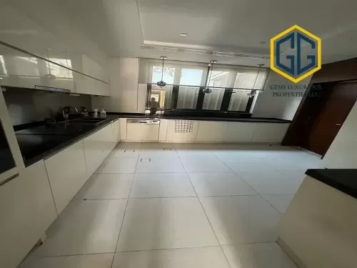 Wohn Klaar eigendom 5 Schlafzimmer F/F Alleinstehende Villa  zu vermieten in Damac-Hügel , Dubai #57285 - 1  image 