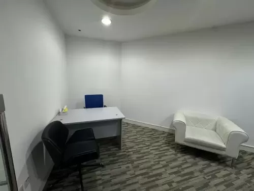 Kommerziell Klaar eigendom F/F Büro  zu vermieten in Deira , Dubai #57482 - 1  image 