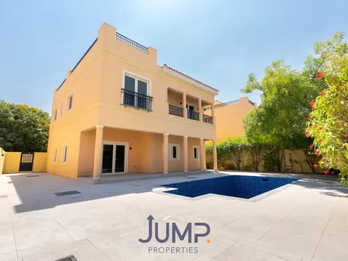 سكني عقار جاهز 5 غرف  غير مفروش فيلا  للإيجار في بر دبي , دبي #60363 - 1  صورة 