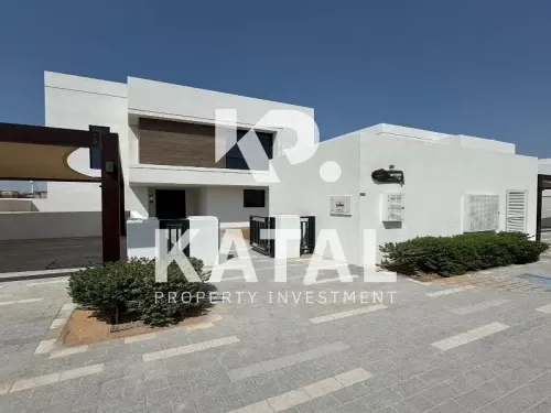 Résidentiel Propriété prête 3 chambres U / f Villa autonome  a louer au Abou Dhabi #60468 - 1  image 